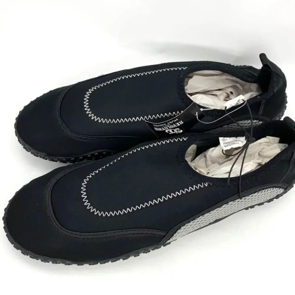 Men’s Mesh Water Shoes Swim New